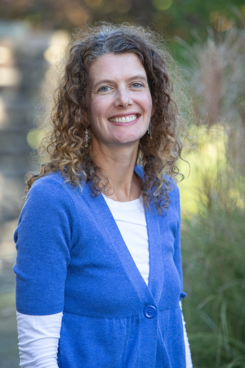 Headshot of Maureen Scobey
