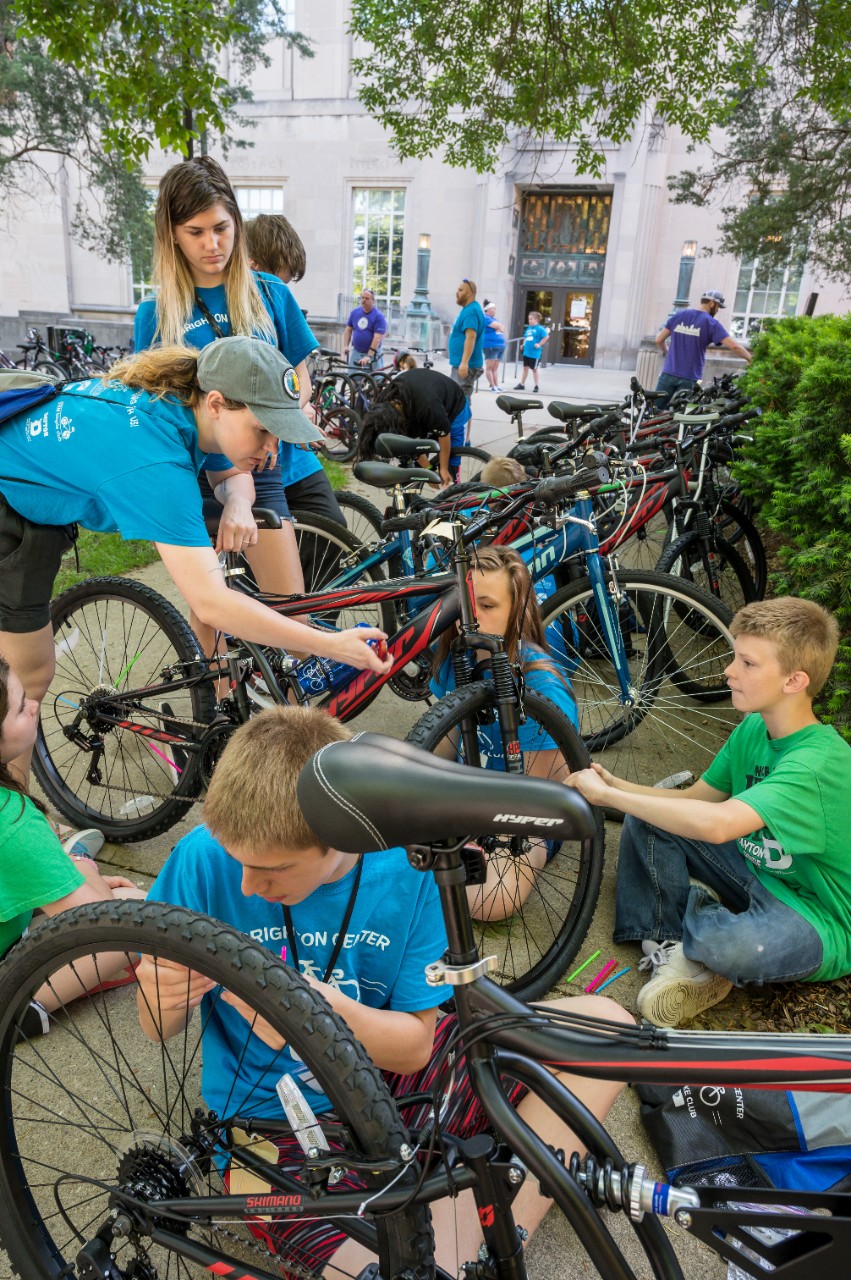 6th Annual STEM Bicycle Club Event at University of Cincinnati with 16 school programs throughout the greater Cincinnati area. © Malinda Hartong, Hartong Digital Media