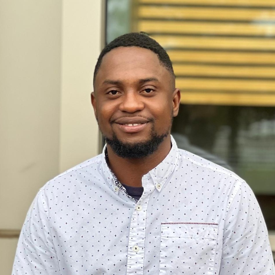 Headshot of Sunkanmi Oluwadare