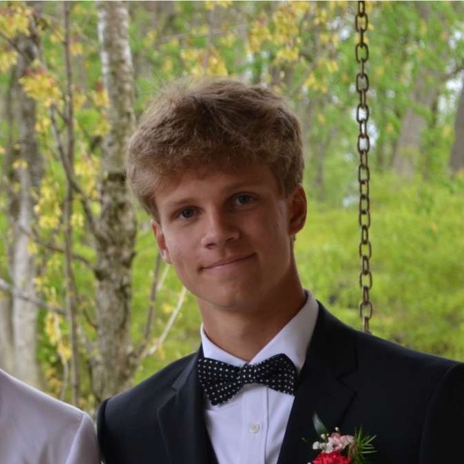 Headshot of Nathan Burns