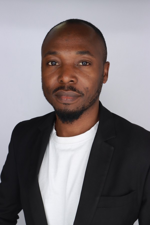 Headshot of Taiwo Akinremi