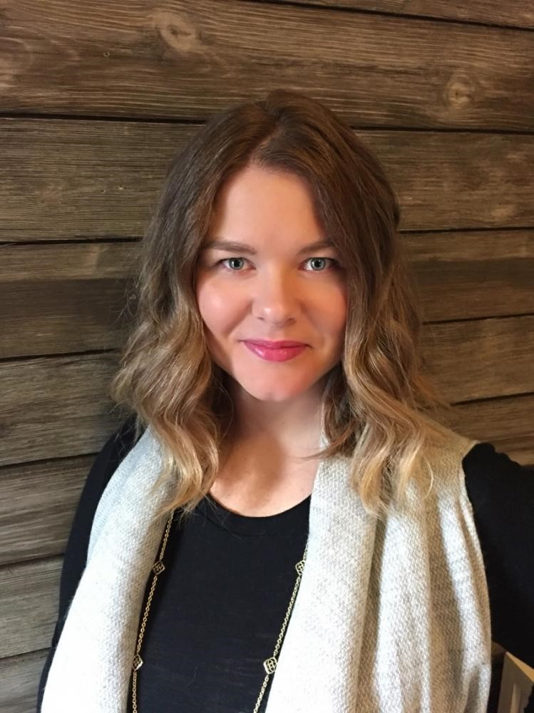 Headshot of Kelli Anderson